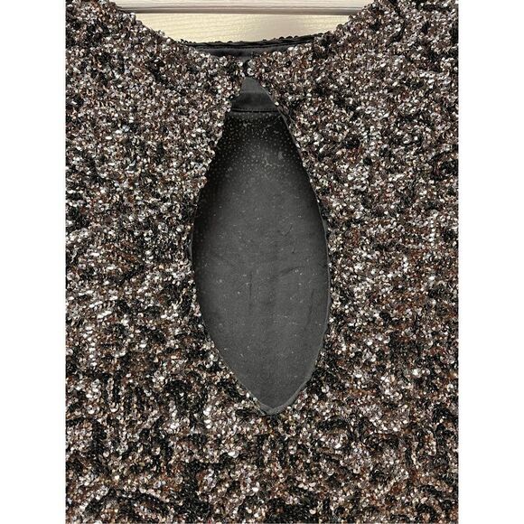 Alice + Olivia Gunmetal Sequin Keyhole Back Mini Part Dress sz 8 EUC - Picture 6 of 9
